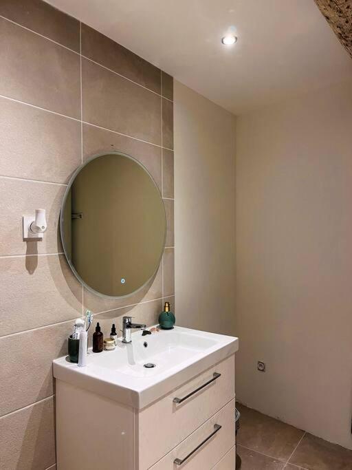 Appartement Charmant Et Calme Dans L'Herault Poussan Εξωτερικό φωτογραφία